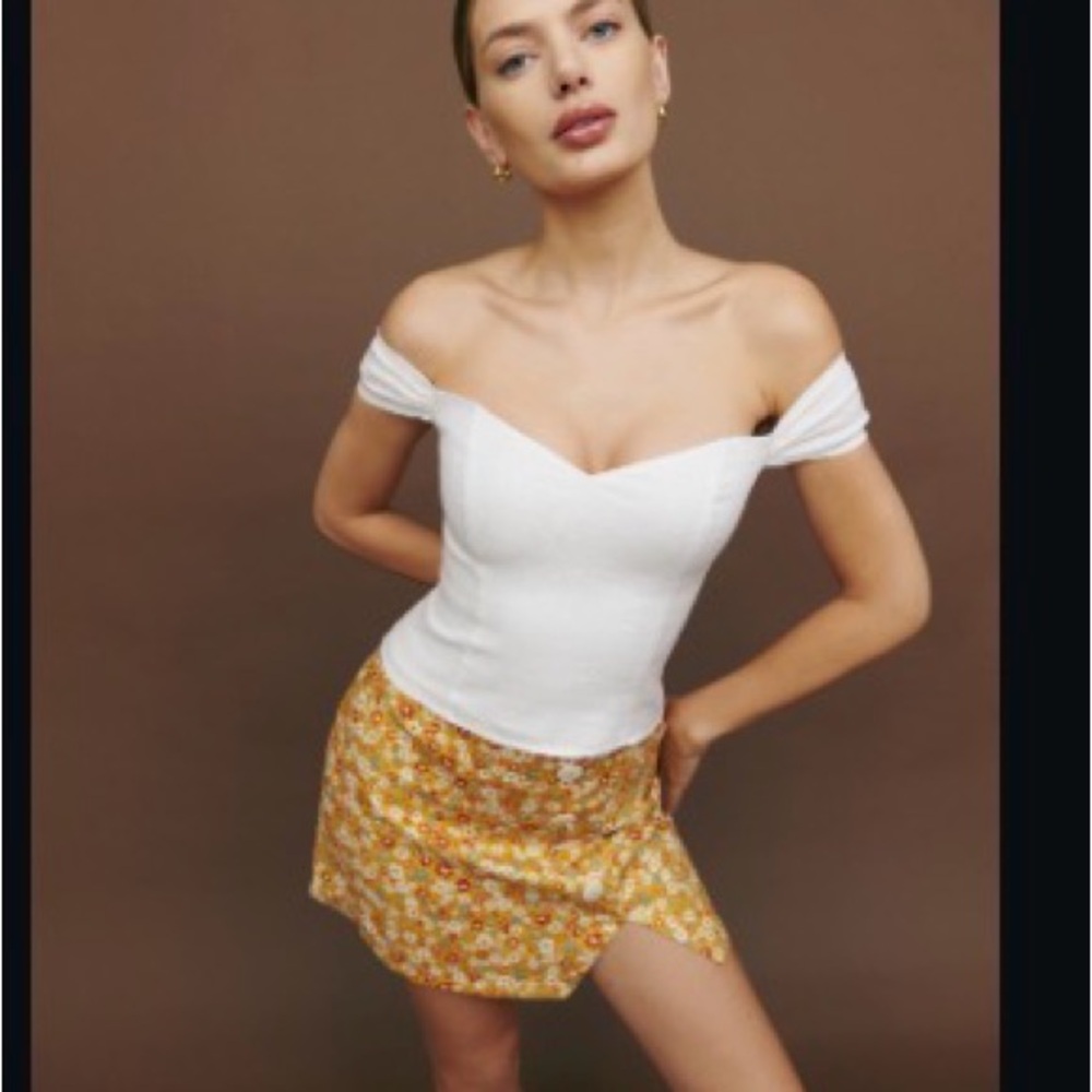NWT Reformation Eden Linen Top